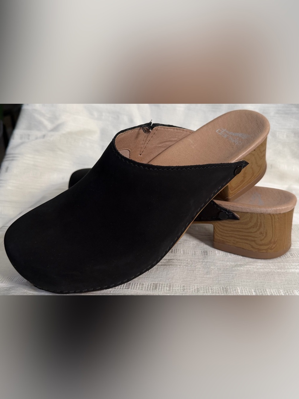 Dansko Black Leather Clog Mules EU 42 Wood Heel Slip On Like New